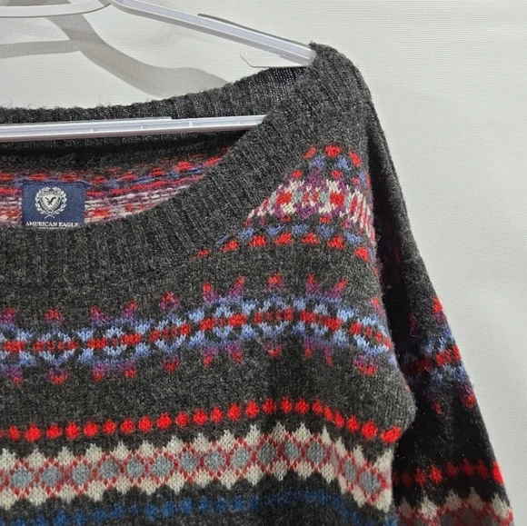 American Eagle Outfitters Nordic or Scandinavian Pattern Womens Sz M - Picture 6 of 6
